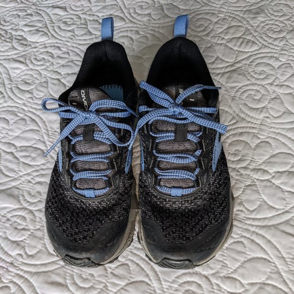 3/$15 Brooks Divide Trail Running Shoe Black/Blue in a Women's size 7 Medium - Picture 2 of 10